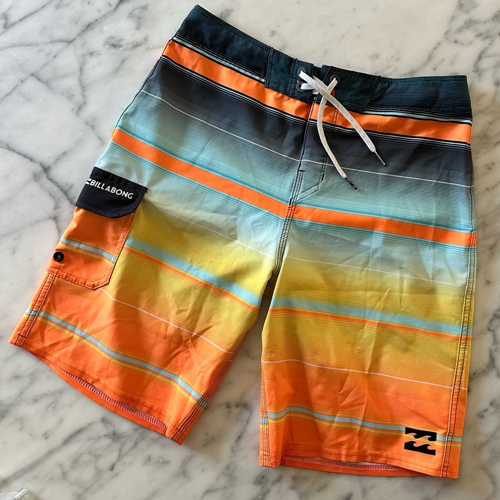 Platinum X All Day BILLABONG Swim Boardshorts - Boy’s / Men’s 26” waist